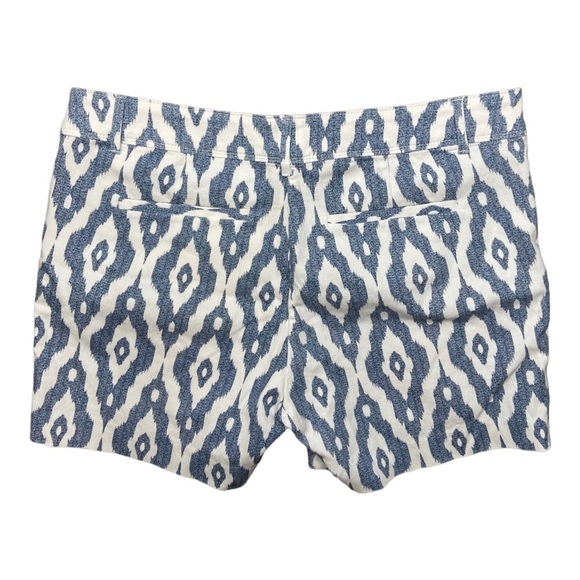 Isaac Mizrahi Tailored Short Dotty Print Flat Front Pockets Women's Size 14 - Picture 2 of 12